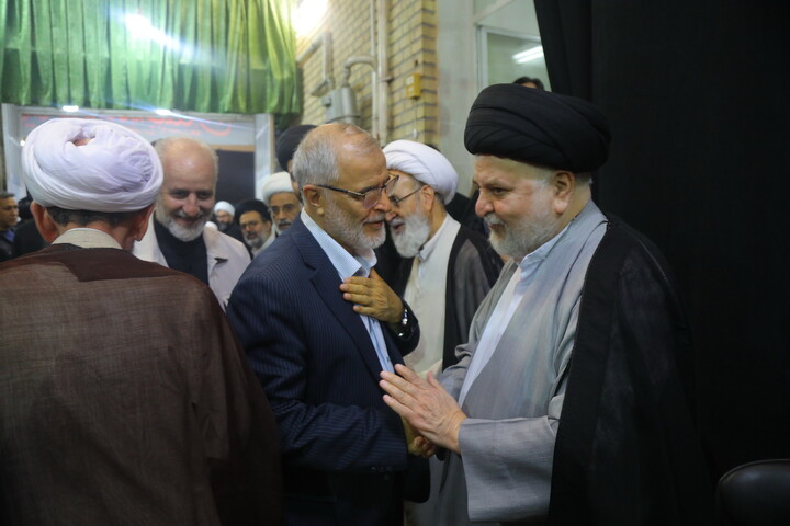 تصاویر / مراسم اربعین تدفین رهبر شهید در دفتر آیت الله العظمی سیستانی در قم