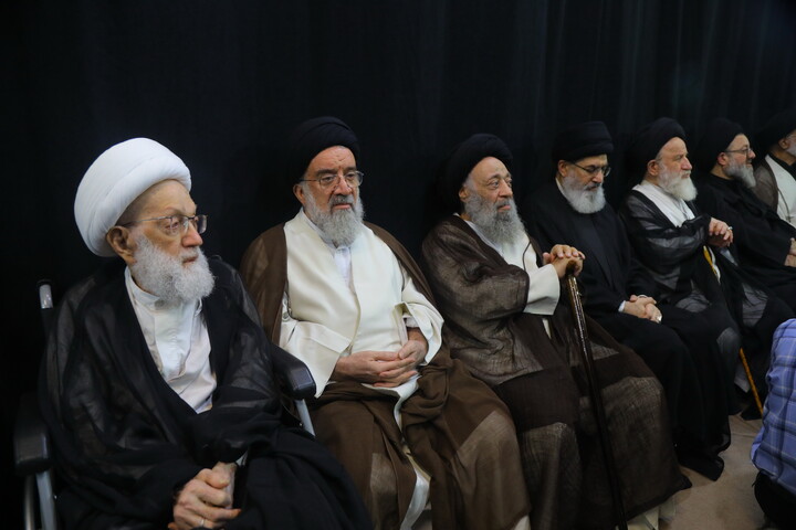 تصاویر / مراسم اربعین تدفین رهبر شهید در دفتر آیت الله العظمی سیستانی در قم