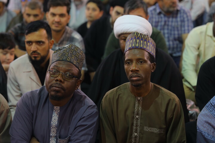 تصاویر / مراسم اربعین تدفین رهبر شهید در دفتر آیت الله العظمی سیستانی در قم