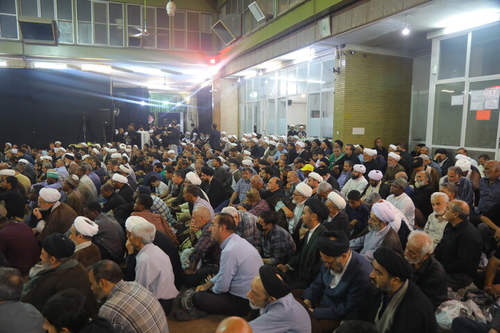 تصاویر / مراسم اربعین تدفین رهبر شهید در دفتر آیت الله العظمی سیستانی در قم