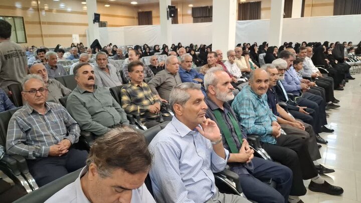 تصاویر/ گردهمائی آزادگان سرافراز کاشان و آران و بیدگل در دانشگاه فرهنگیان