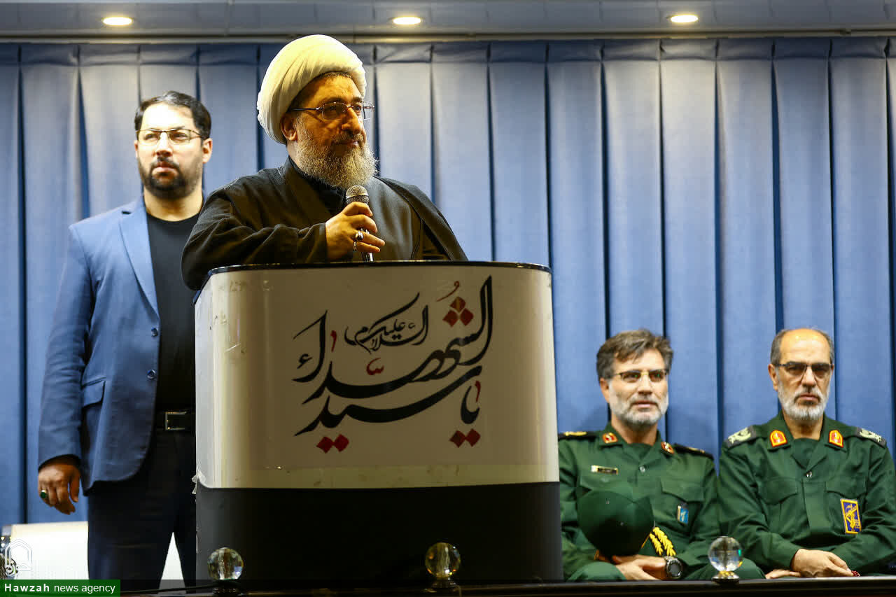 مساجد باید کانون جذب و تربیت نسل جوان باشند
