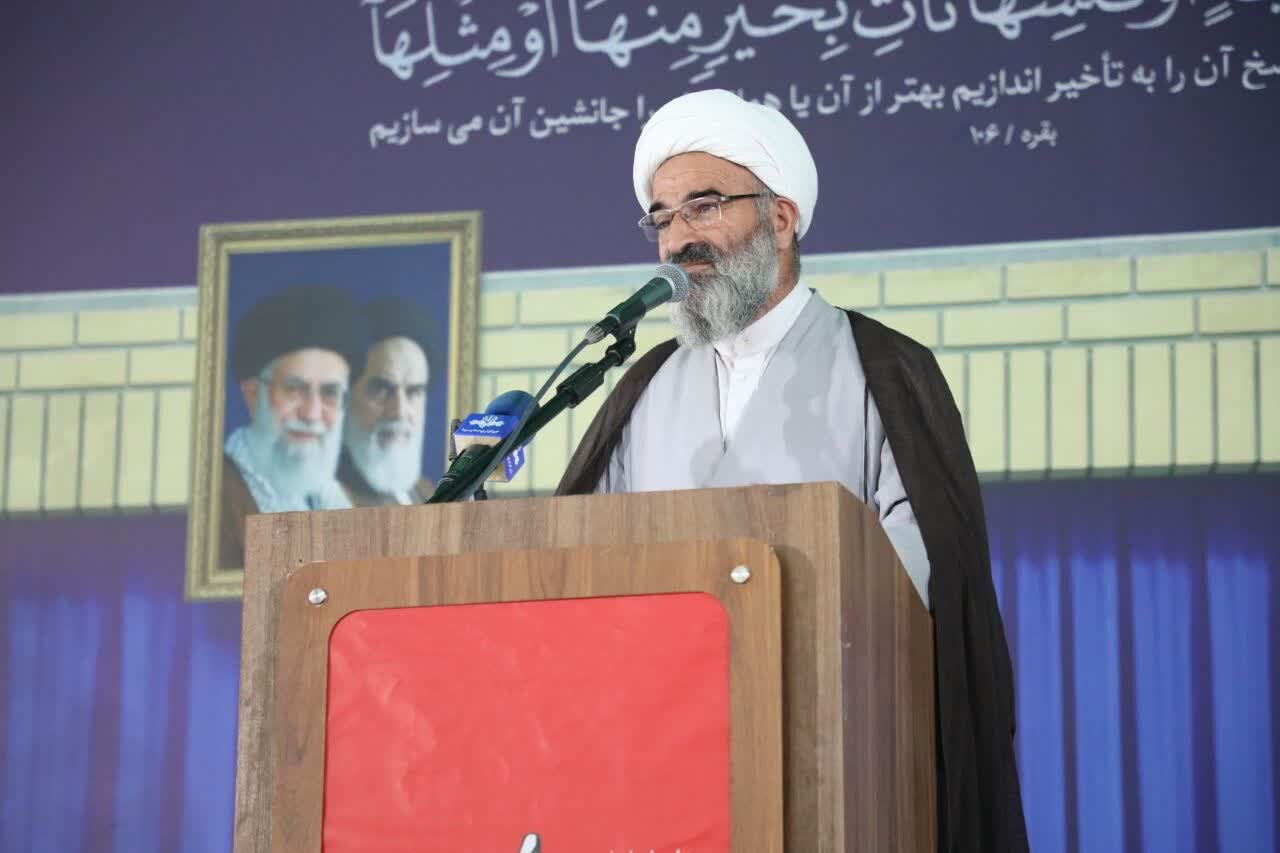 مسئولان صدای مردم در روزهای سخت اقتصادی را بشنوند
