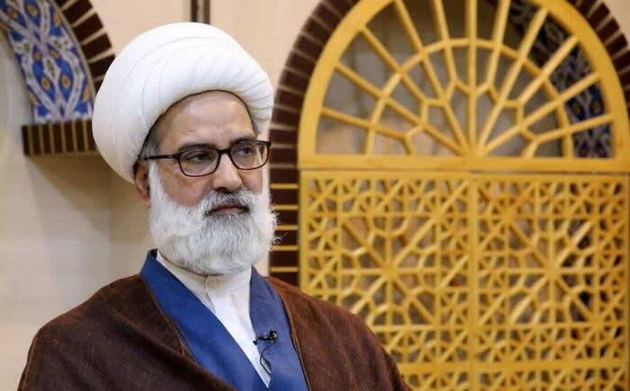 خادمان باید از شخصیت خودشان حفاظت کنند