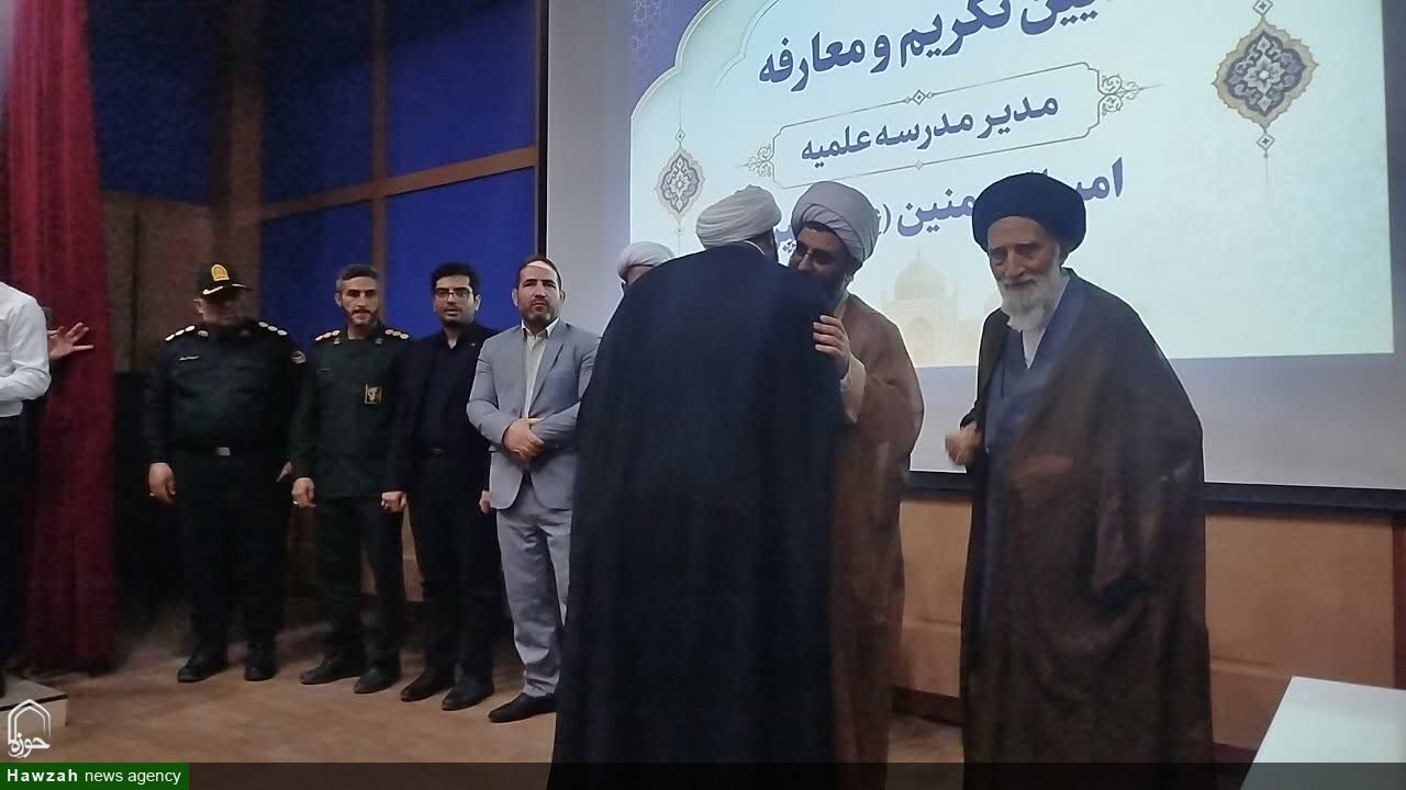 حجت الاسلام سلیمی مدیر مدرسه علمیه امیرالمؤمنین علی(ع) فامنین شد+تصاویر