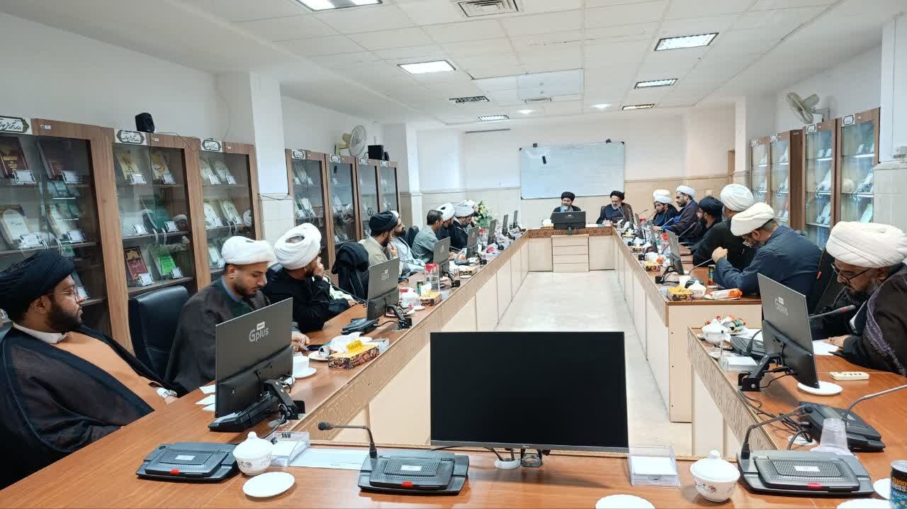 تصاویر/ بررسی آسیب‌ها و فرصت‌های تبلیغ بین‌الملل در اربعین