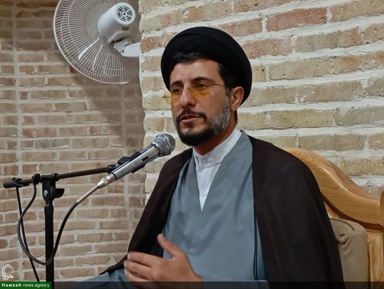 آزادگان، نماد صبر، مقاومت و عزت ملت ایران هستند