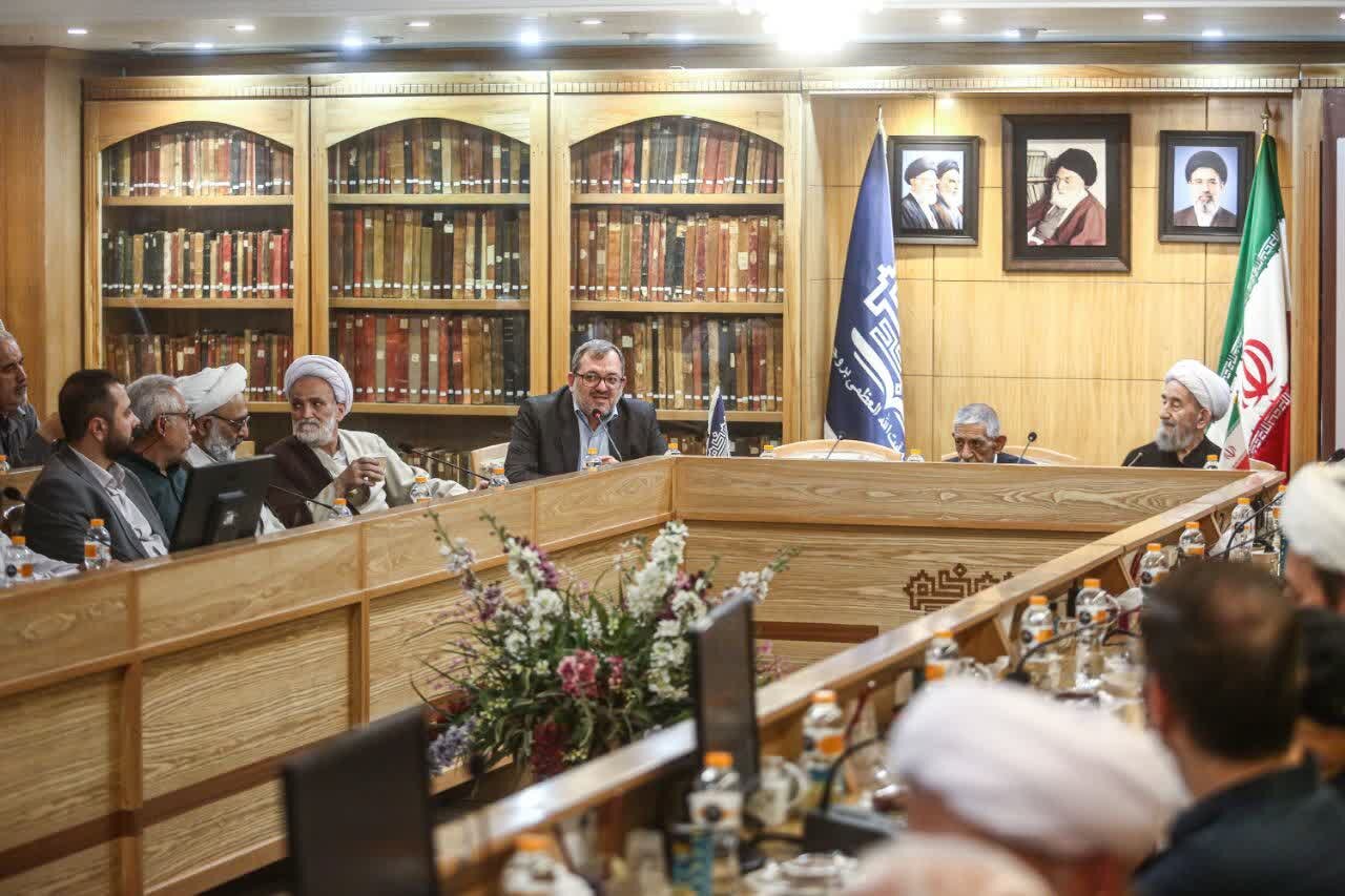از نقش کلیدی پیشکسوتان در حوزه کتاب و حفاظت از میراث مکتوب تجلیل شد