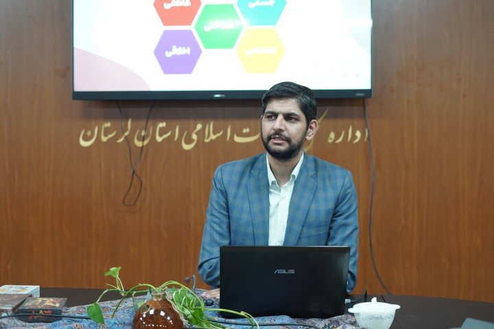 تصاویر/گردهمایی روسا و معاونین و اعضای ستاد نماز جمعه استان لرستان