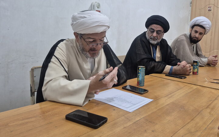 تصاویر/ جلسه دفاعیه تحقیق پایانی طلبه مدرسه علمیه آیت‌الله مصطفوی (ره)