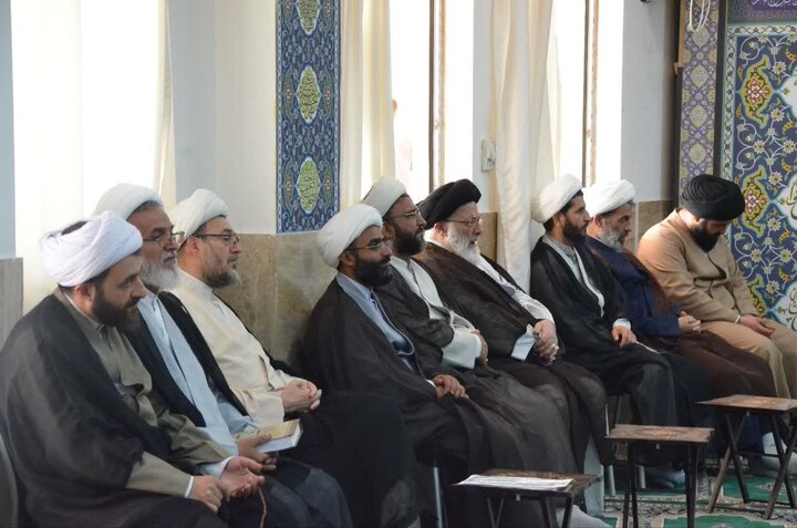 تصاویر/آیین میثاق طلبگی مدارس علمیه استان مرکزی
