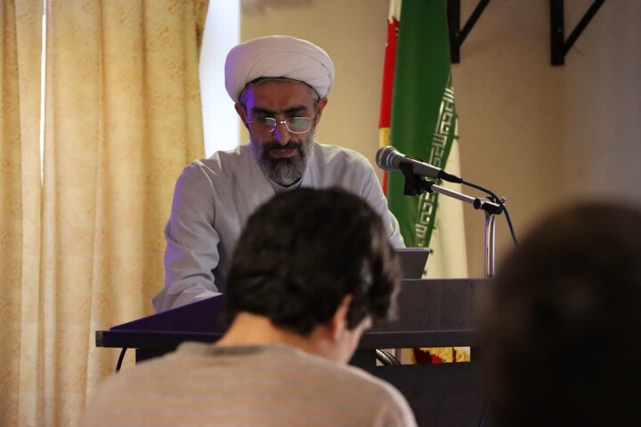 تصاویر/ برگزاری دوره میثاق طلبگی طلاب آذربایجان شرقی