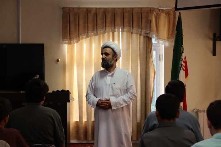 تصاویر/ برگزاری دوره میثاق طلبگی طلاب آذربایجان شرقی