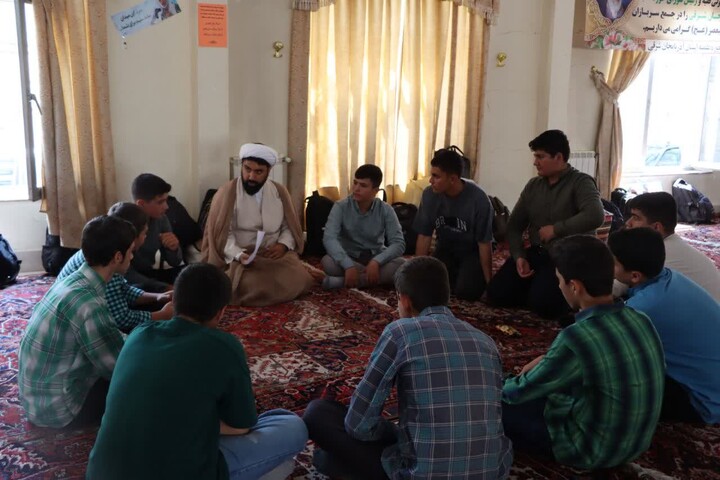 تصاویر/ برگزاری دوره میثاق طلبگی طلاب آذربایجان شرقی