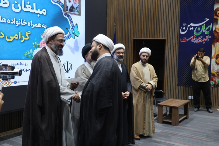 تصاویر / آیین تجلیل از مبلغان طرح امین استان همدان