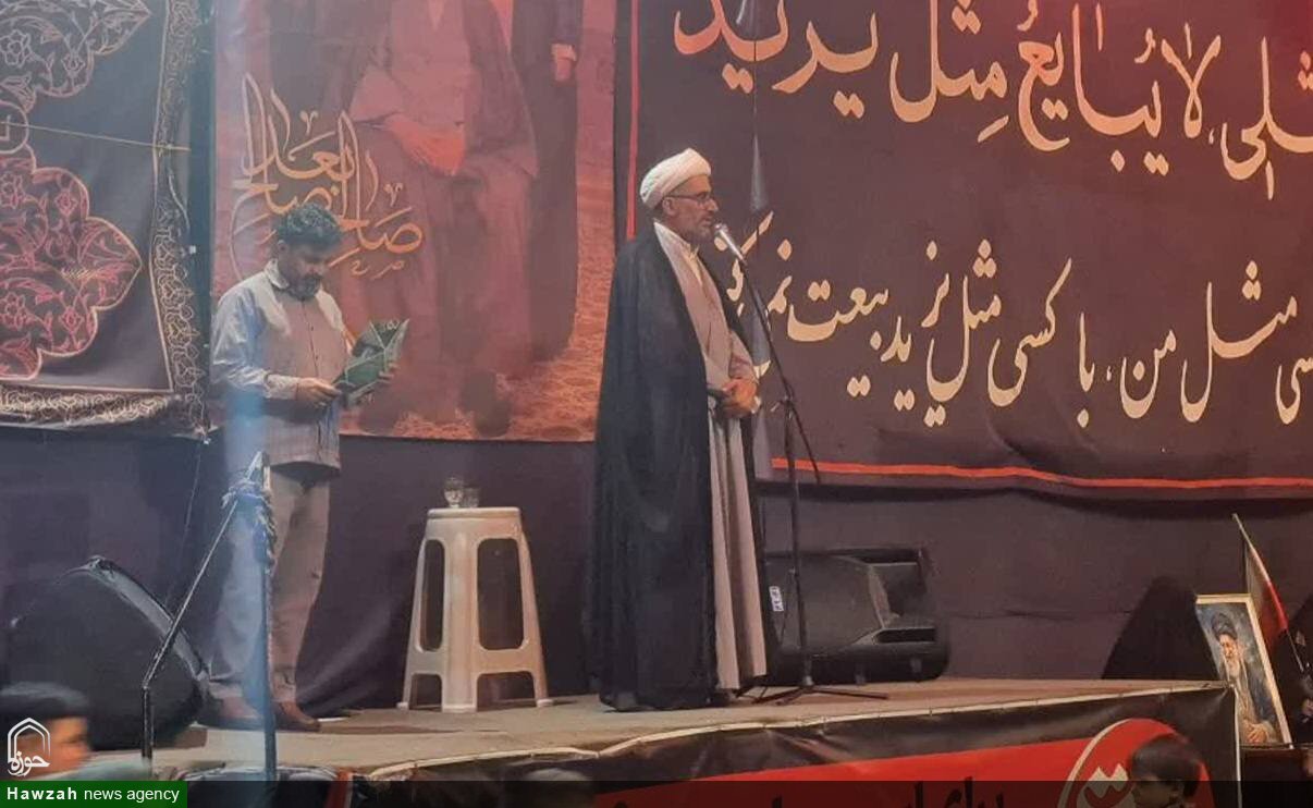 دشمن با تحریف واقعیت‌ها به دنبال اثرگذاری بر ذهن نسل جوان است