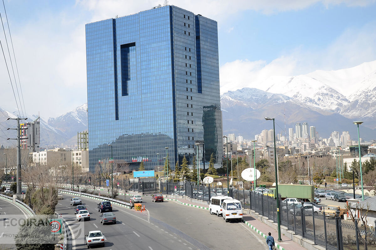 فاکتورینگ؛ نقدی بر ابهام عقد، تزلزل فقهی و حاشیه‌نشینی شورای فقهی بانک مرکزی