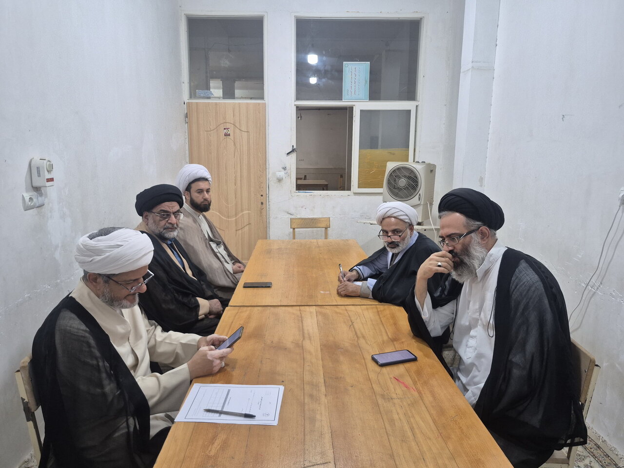 طلبه مدرسه علمیه آیت‌الله مصطفوی(ره) کاشان از تحقیق پایانی خود دفاع کرد