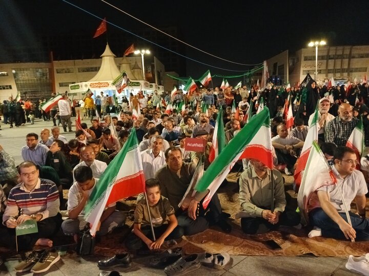 ویژه‌برنامه عهد همدلی بیعت با امام زمان(عج) در عرصه میدان شهدا