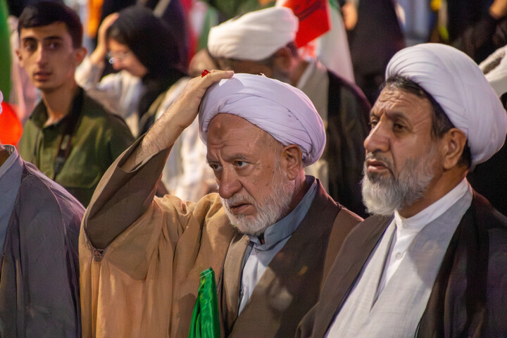 تصاویر/ مراسم بیعت طلاب کرمان در سالروز آغاز امامت امام زمان (عج)
