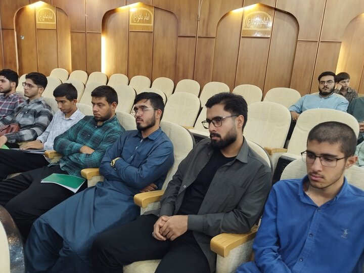 تصاویر/ آیین میثاق طلبگی مدارس علمیه سیستان و بلوچستان