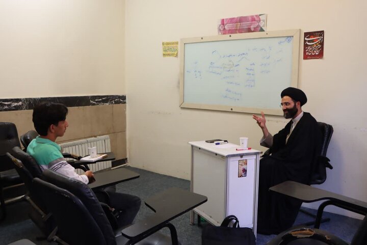 تصاویر/ رویداد تخصصی آشنایی با حوزه علمیه ویژه برنامه دانش‌آموزان دبیرستانی