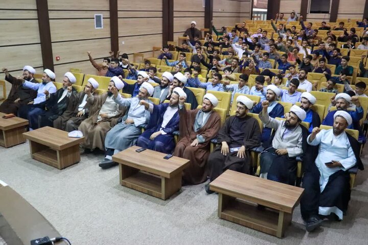تصاویر/ مراسم افتتاحیه دوره میثاق طلبگی طلاب جدیدالورود مدارس علمیه آذربایجان غربی