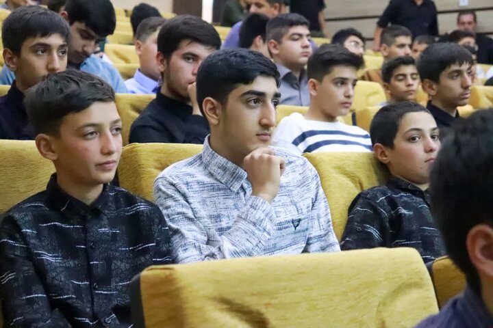 تصاویر/ مراسم افتتاحیه دوره میثاق طلبگی طلاب جدیدالورود مدارس علمیه آذربایجان غربی