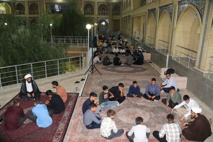 تصاویر/ حلقه های معرفتی و بصیرتی طلاب جدیدالورود مدارس علمیه استان آذربایجان غربی