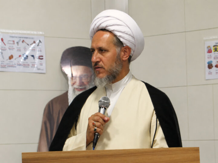 تصاویر/ اختتامیه دوره تابستانی مکالمه عربی طلاب پایه دوم مدرسه علمیه امام خمینی (ره) خوی
