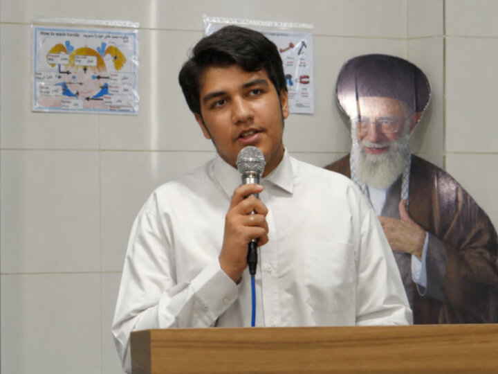 تصاویر/ اختتامیه دوره تابستانی مکالمه عربی طلاب پایه دوم مدرسه علمیه امام خمینی (ره) خوی