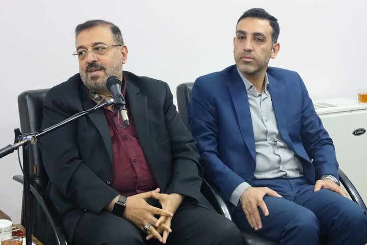 تصاویر/ دیدار اعضای بسیج اصناف و انجمن اسلامی بازار ساری با نماینده ولی فقیه در مازندران
