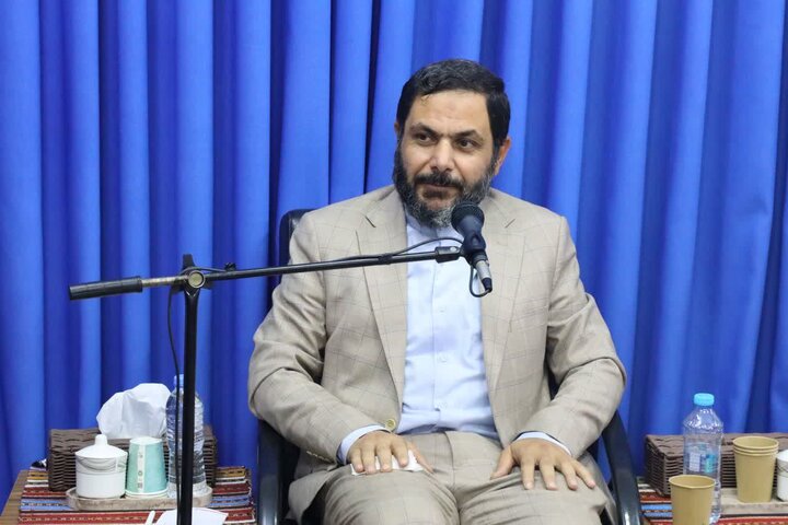 تصاویر/ دیدار اعضای بسیج اصناف و انجمن اسلامی بازار ساری با نماینده ولی فقیه در مازندران