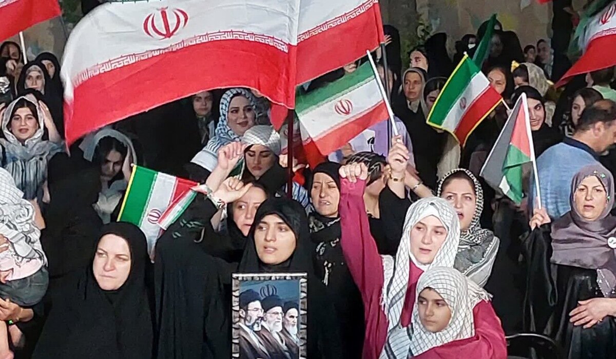 اخلاق مراقبت زنانه؛ زنان چگونه به آرامش و تاب‌آوری جامعه کمک می‌کنند؟