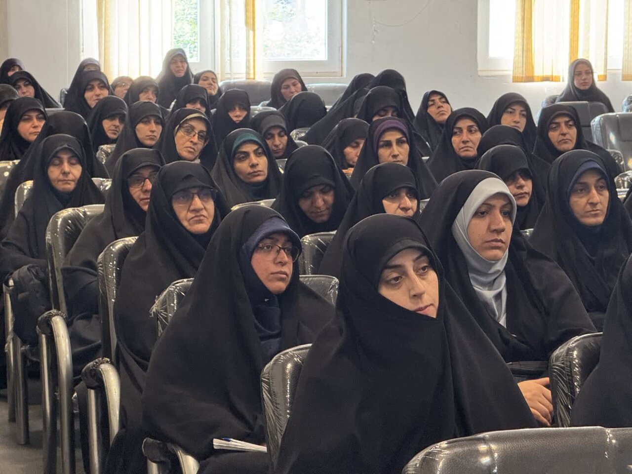 اسلامی‌سازی تفکر دانش‌آموزان؛ اولویت اصلی روحانیت در مقابله با هجمه‌های دشمن است