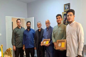 تجلیل قرارگاه مردمی امام خامنه‌ای از شورای‌عالی قرآن لرستان