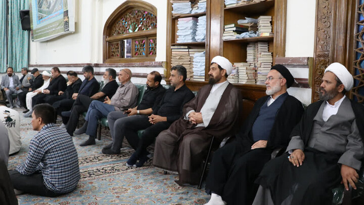 تصاویر/ مراسم بزرگداشت رهبرشهید از سوی مهاجران افغانستانی در مشهد مقدس
