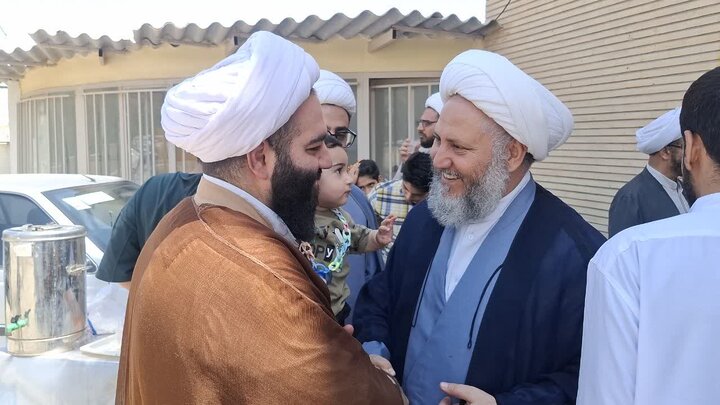 تصاویر/ اردوی علمی، آموزشی و تفریحی ائمه جماعت مساجدشهرستان آران و بیدگل در قمصر