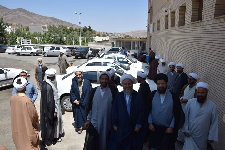 تصاویر/ اردوی علمی، آموزشی و تفریحی ائمه جماعت مساجدشهرستان آران و بیدگل در قمصر