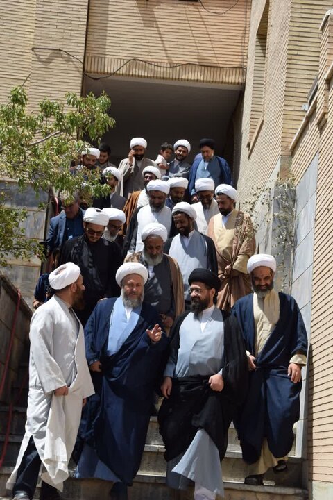 تصاویر/ اردوی علمی، آموزشی و تفریحی ائمه جماعت مساجدشهرستان آران و بیدگل در قمصر