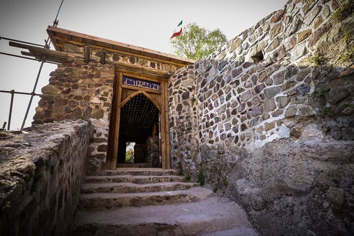 تصاویر / بازدید امام جمعه قزوین از قلعه تاریخی الموت