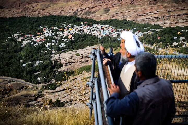 تصاویر / بازدید امام جمعه قزوین از قلعه تاریخی الموت