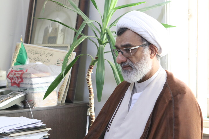 دبیر شورای عالی انقلاب فرهنگی کشور