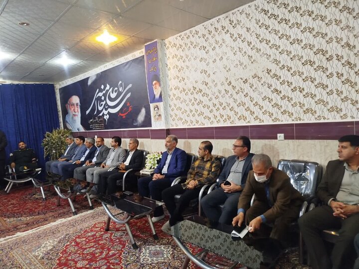 تصاویر عطرافشانی قبور مطهر شهدا در نورآباد