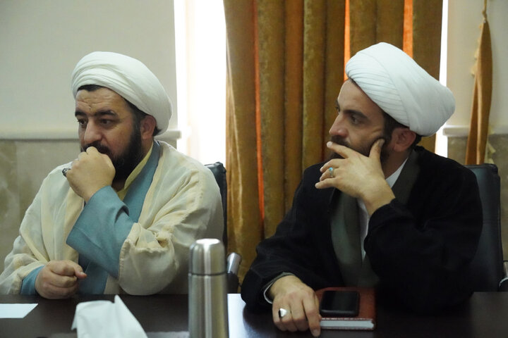 تصاویر /  تجلیل وتقدیر  از روحانی ایثارگر دفاع مقدس
