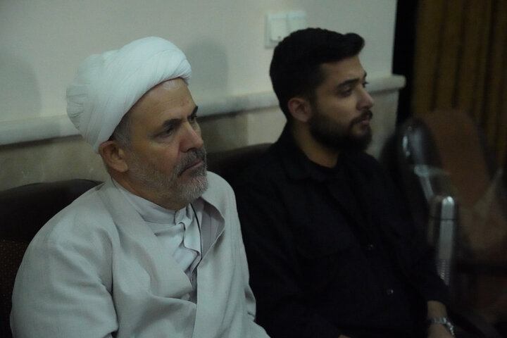 تصاویر /  تجلیل وتقدیر  از روحانی ایثارگر دفاع مقدس