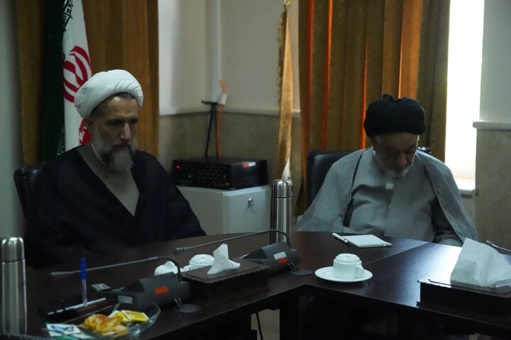 تصاویر /  تجلیل وتقدیر  از روحانی ایثارگر دفاع مقدس