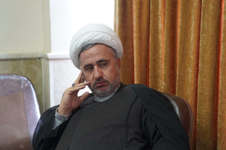 تصاویر /  تجلیل وتقدیر  از روحانی ایثارگر دفاع مقدس