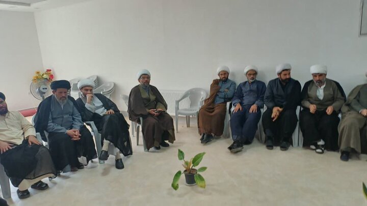 تصاویر/هم‌اندیشی دبیر ستاد امر به معروف استان مرکزی با طلاب و روحانیون شهرستان زرندیه