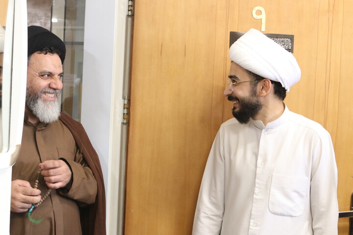 تصاویر/ بازدید آیت‌ الله موسوی اصفهانی و معاونین حوزه علمیه همدان از کتابخانه آیت‌ الله آخوند(ره)
